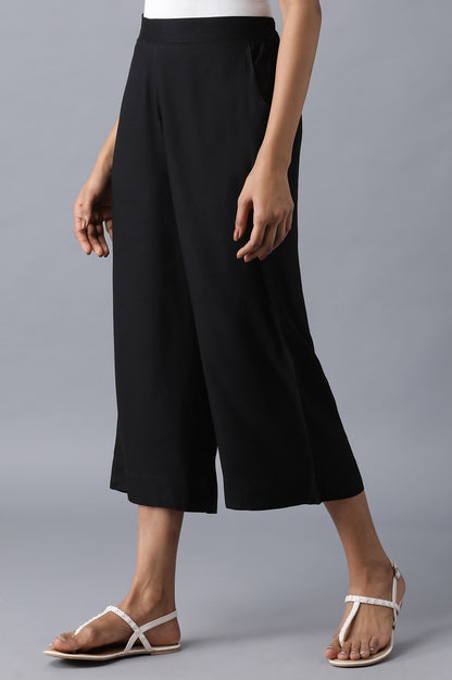 Black solid culottes