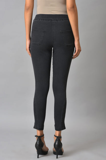 Black Pintucks Denim Jeggings