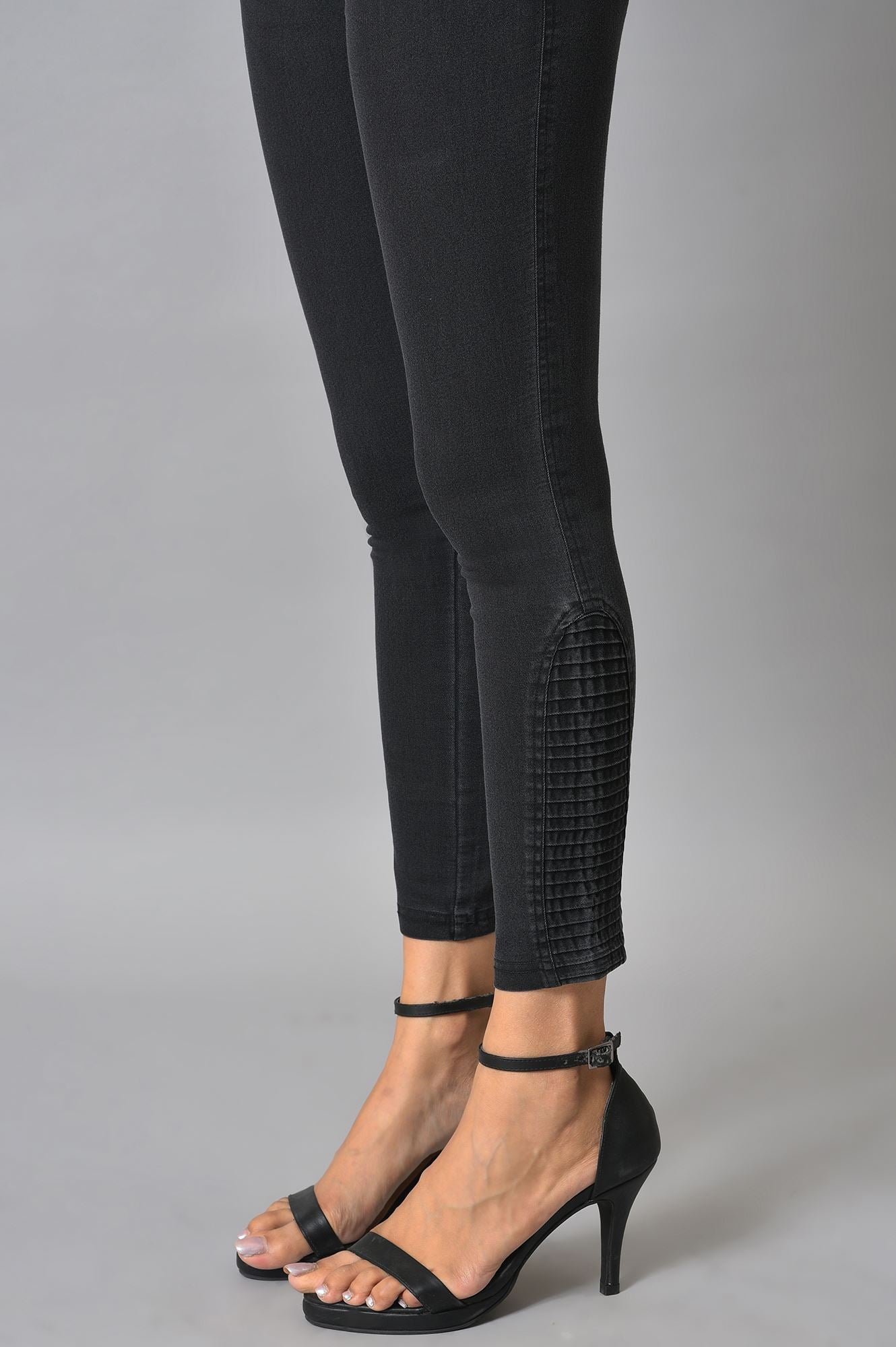 Black Pintucks Denim Jeggings