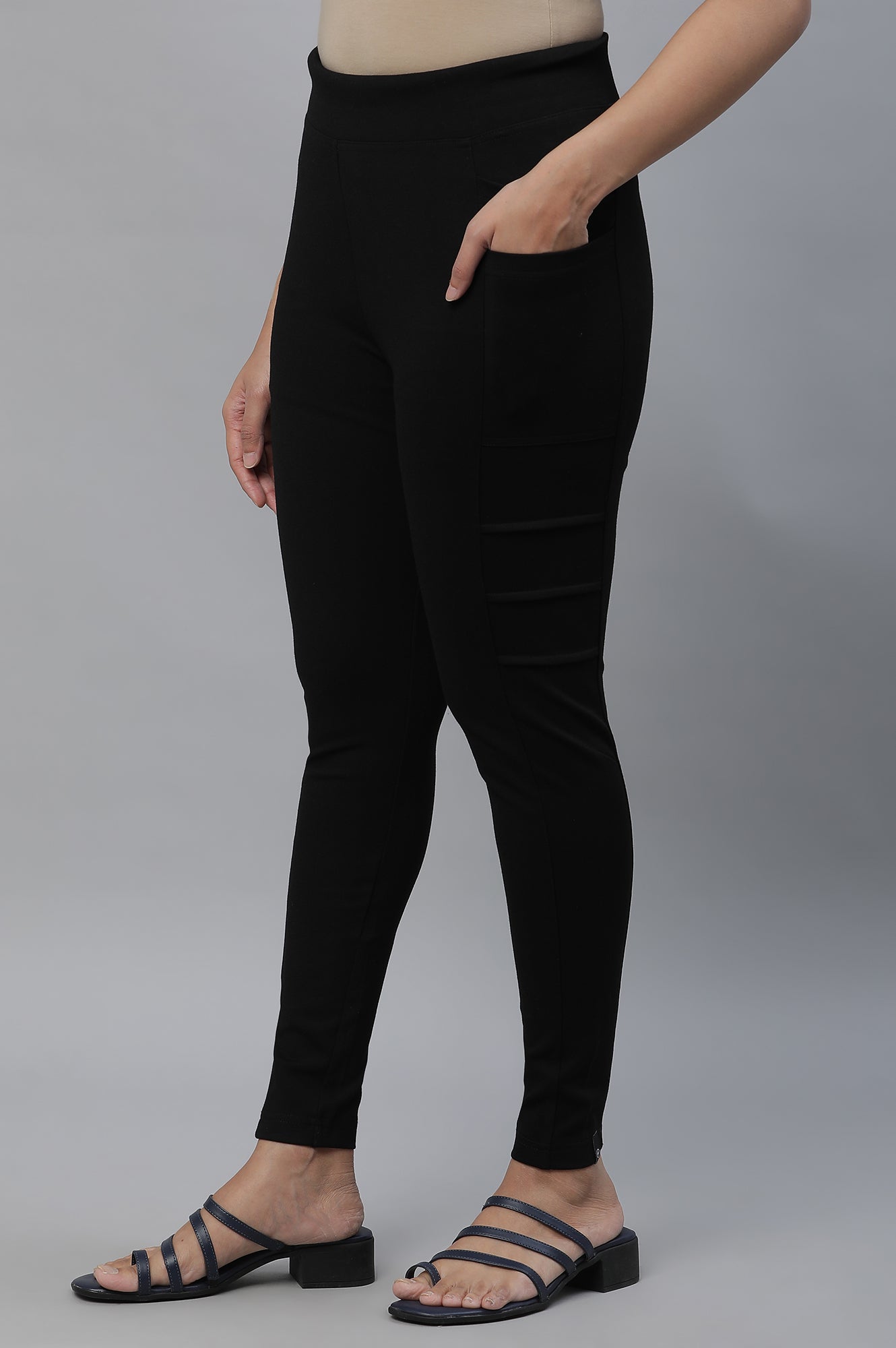 Black Solid Yoga Tights