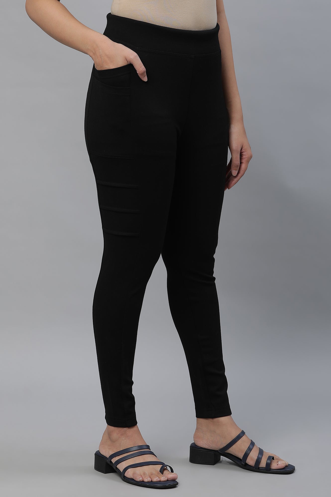 Black Solid Yoga Tights