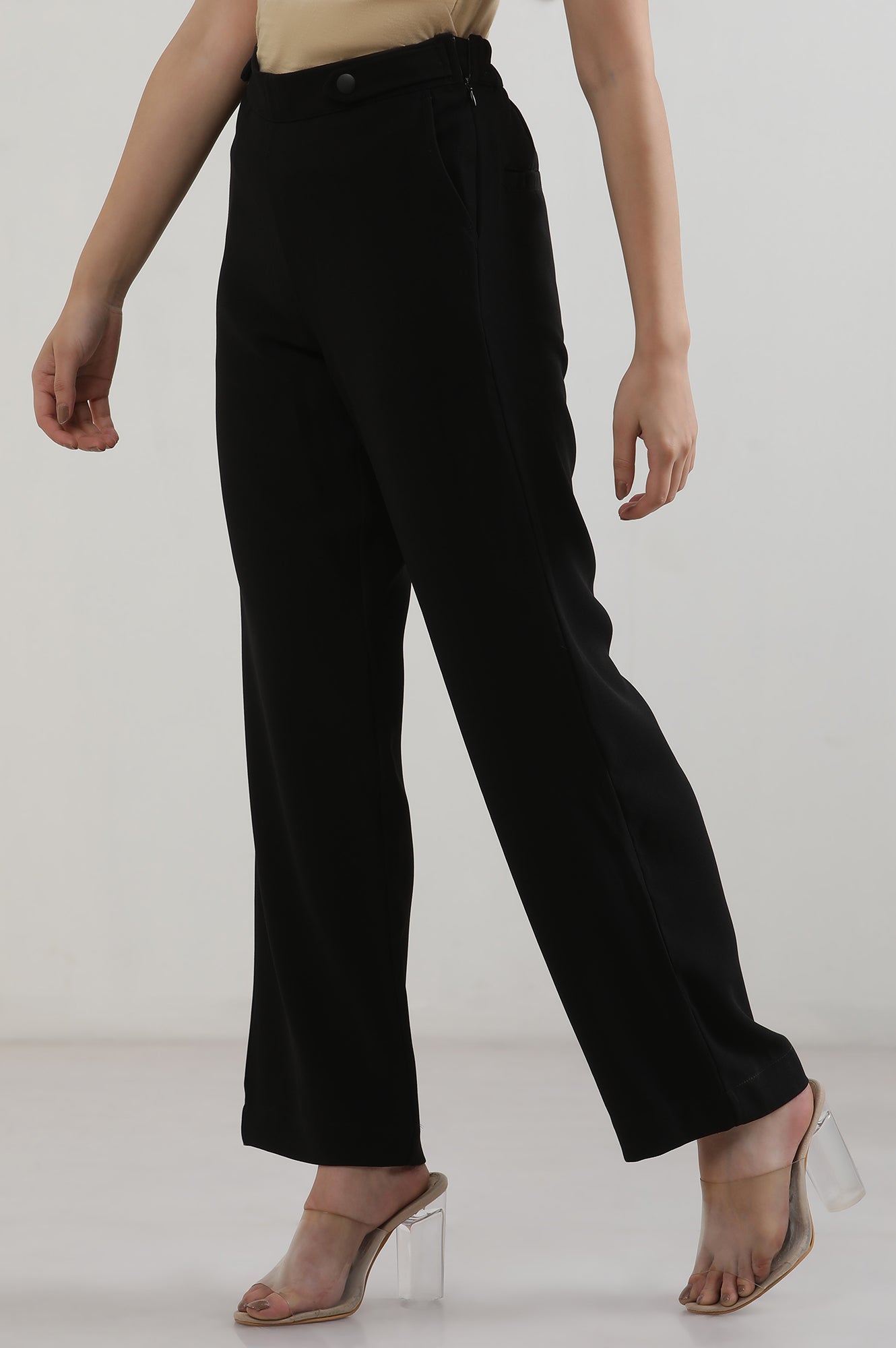 Black Solid Straight Trousers &amp; Pants