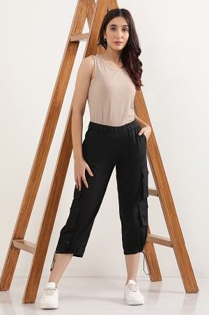 Black Eight Pockets Cropped Cargo