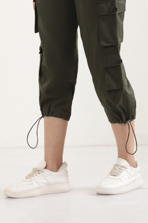 Forest Green Eight Pockets Cropped Cargo