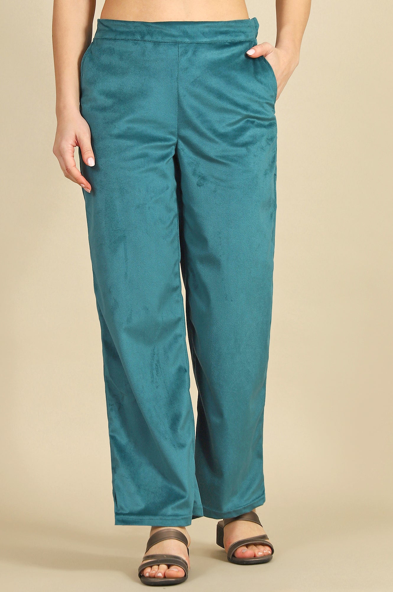 Green Solid Straight Trousers &amp; Pants