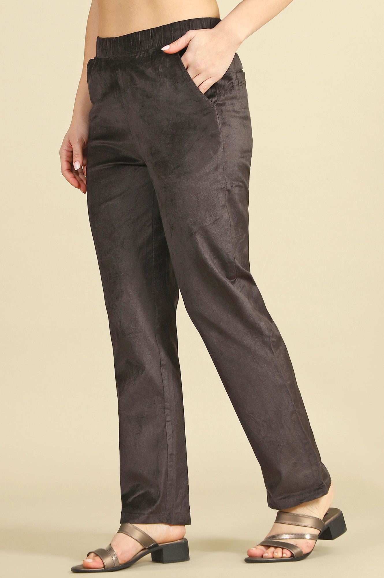 Grey Solid Straight Trousers &amp; Pants