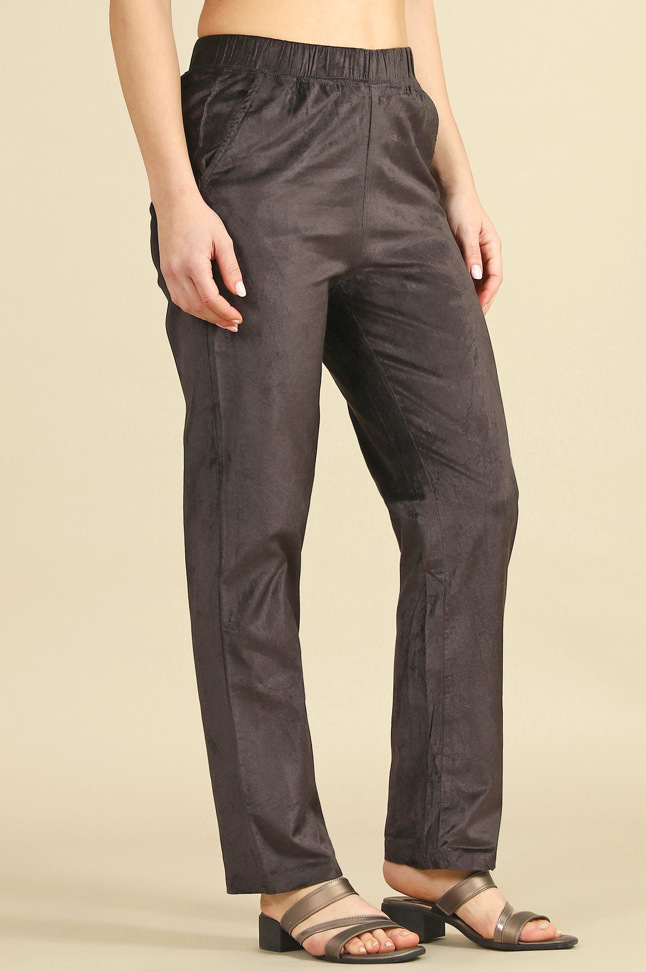 Grey Solid Straight Trousers &amp; Pants